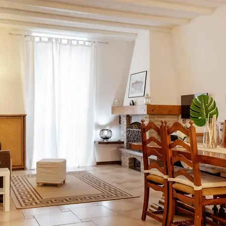 La Finestra Sul Lago, In Pieno Centro Apartment