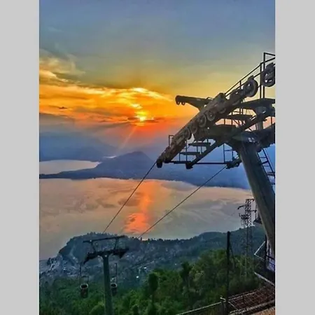 La Finestra Sul Lago, In Pieno Centro * Laveno