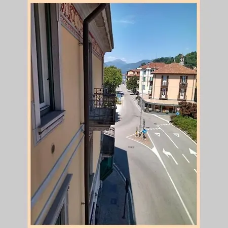 Apartament La Finestra Sul Lago, In Pieno Centro Laveno