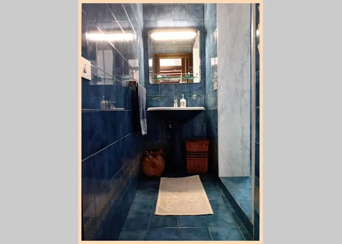 La Finestra Sul Lago, In Pieno Centro Apartmán Laveno