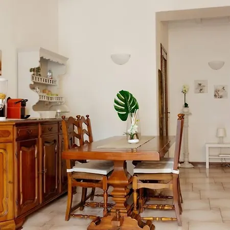 La Finestra Sul Lago, In Pieno Centro Apartment