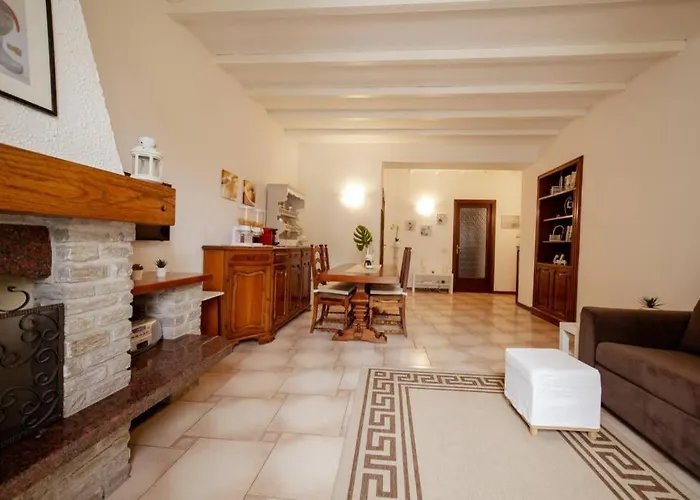 La Finestra Sul Lago, In Pieno Centro * Laveno-Mombello